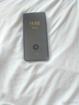 Samsung Galaxy S22 – čierny