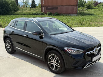 Mercedes-Benz GLA 200D 4-MATIC, AT,iba 52 tis.km,v záruke