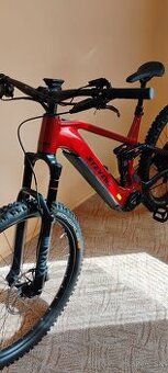 Elektro bicykel celoodpruzeny