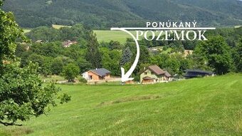 SLNEčNÝ STAVEBNý POZEMOK POD LESOM 1080M2