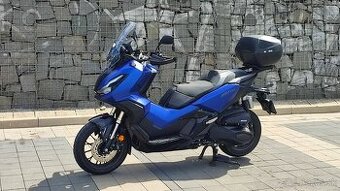 Honda ADV 350, 7/2024, 8200km, kúp. v SR.