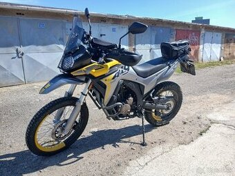 VOGE 300 RALLY
