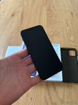 Predám iPhone 12