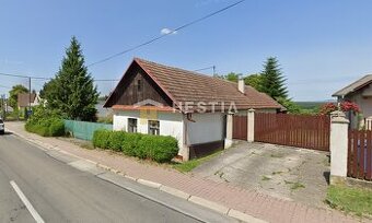 125-ročný vidiecky dom s rozsiahlym pozemkom, stodolou a šop