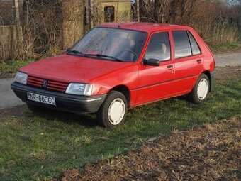 Peugeot 205 GRD