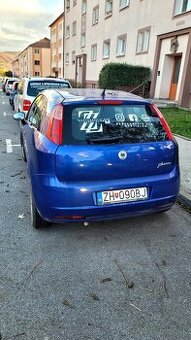 Predám Fiat punto na náhradne diely