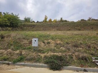 STAVEBNÝ POZEMOK NA PREDAJ (2) – IBV LIPINY, HLOHOVEC