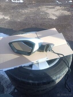Spätné zrkadlo Škoda Superb 3