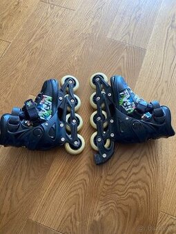 Predám chlapčenské kolieskové korčule v dobrom stave