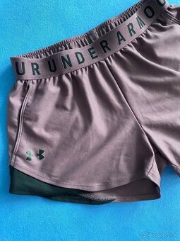 Under Armour kratasy