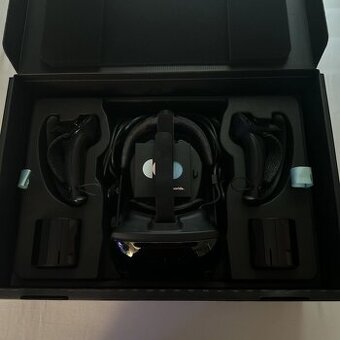 Valve Index headset, 2 controllers, 2 base station, VR KIT