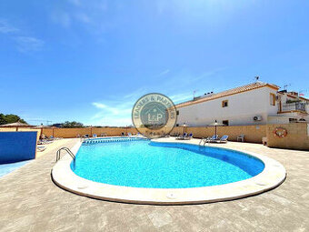 Apartmán 3+1 s terasou a bazénom Torrevieja-El Chaparral, Šp