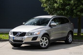Volvo XC60 2.4D AWD /aj na splátky/