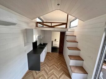 Tiny house skladom - dostupný hned, rozmer 8x3