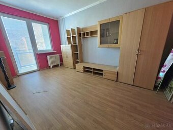 Na predaj 3 izbový byt na ulici Varšavská, Košice - Sídlisko