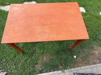 Drevený kuchynský stôl - 1