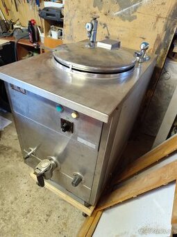 Predám nerezový elektrický kotol Alba