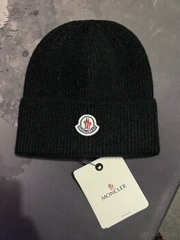 Moncler čiapka