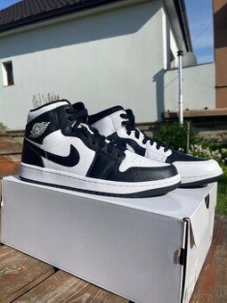 Nike Air Jordan 1 Mid Split Black White