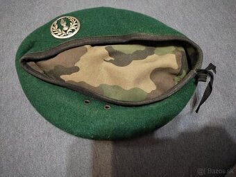 Čiapka francúzska cudzinecká legia strieborný odznak - 1