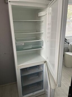 Chladnička s mrazničkou