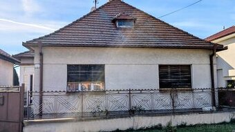 pôvodný rodinný dom s veľkým pozemkom Gáň, okr. Galantta