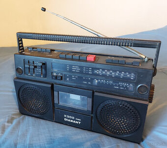 Predám rádiomagnetofón TESLA Diamant
