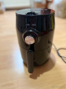 Teplovzdušná fritéza