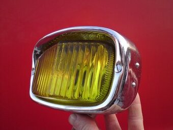 Nepoužité žlté hmlovky PAL zo 60-tých rokov