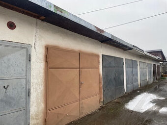 Garáž s montážnou jamou v Brezne - Predné Halny