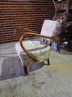 Predam kreslo Halabala