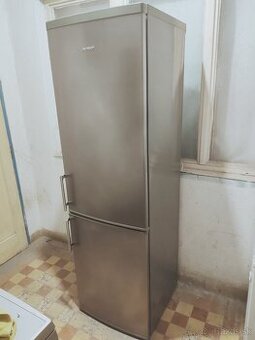 Predám chladničku Eurotech 181cm