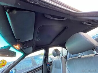 Čierny strop BMW e46 sedan