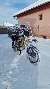 Yamaha YZF 250 (2009) – Akrapovič