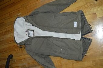 predam - krasna, original parka/kabat Tommy Hilfiger