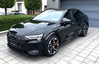 Audi e-tron, S370kW Quattro,B&O,Matrix,HUD,2022 -REZERVACE-