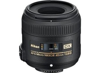 micro nikkor 40mm/2,8G DXpre nikon, baj. AF-S