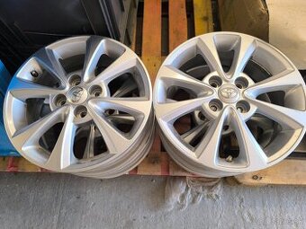 Alu disky Toyota R15