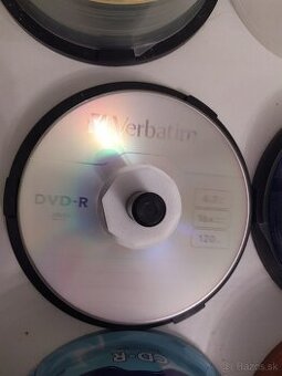 CD, DVD, kazety a obaly