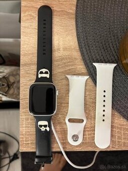 Apple Watch SE 44mm – výborný stav + darček remienok