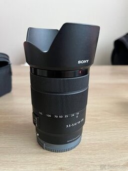 Sony E 18-135mm f/3.5-5.6 OSS