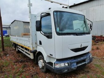 Nákladné vozidlo s nakladacou rampou