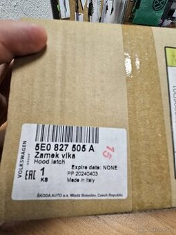 Zamok kufra Octavia 3 original diel novy