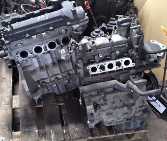 Škoda Fabia 1.2 predám MOTOR AWY MOTOR BMD DVERE a iné