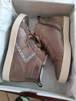 GEOX kožené poltopánky