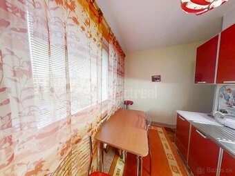 Predaj - 1-izb. - Jednoizbák na Adyho v Lučenci…