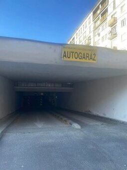 Prenájom garážového státia v podzemnej garáži na Ondavskej u