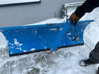 Predám sneznu radlicu za malotraktor