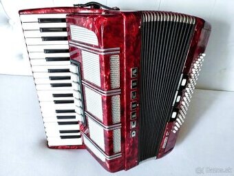 Predam akordeon Delicia Carmen XII, 80 bas.