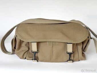 Domke F-2 — veľmi zachovaná fotobrašna, ako nová